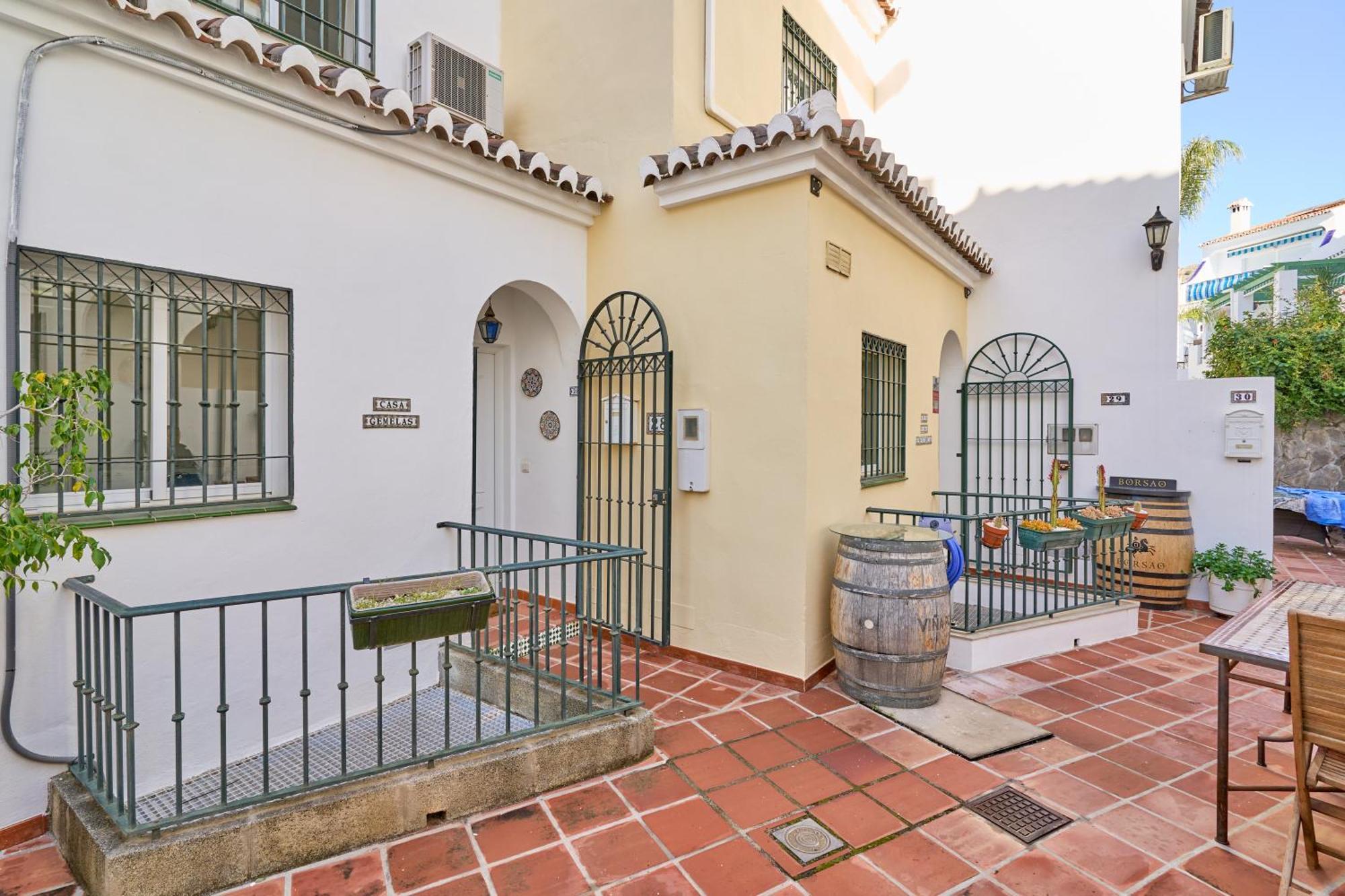 Townhouse Burriana Holiday home